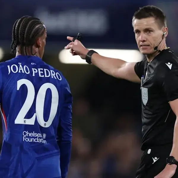 João Pedro podrá jugar con el Chelsea ante el Liverpool a pesar de su reciente expulsión