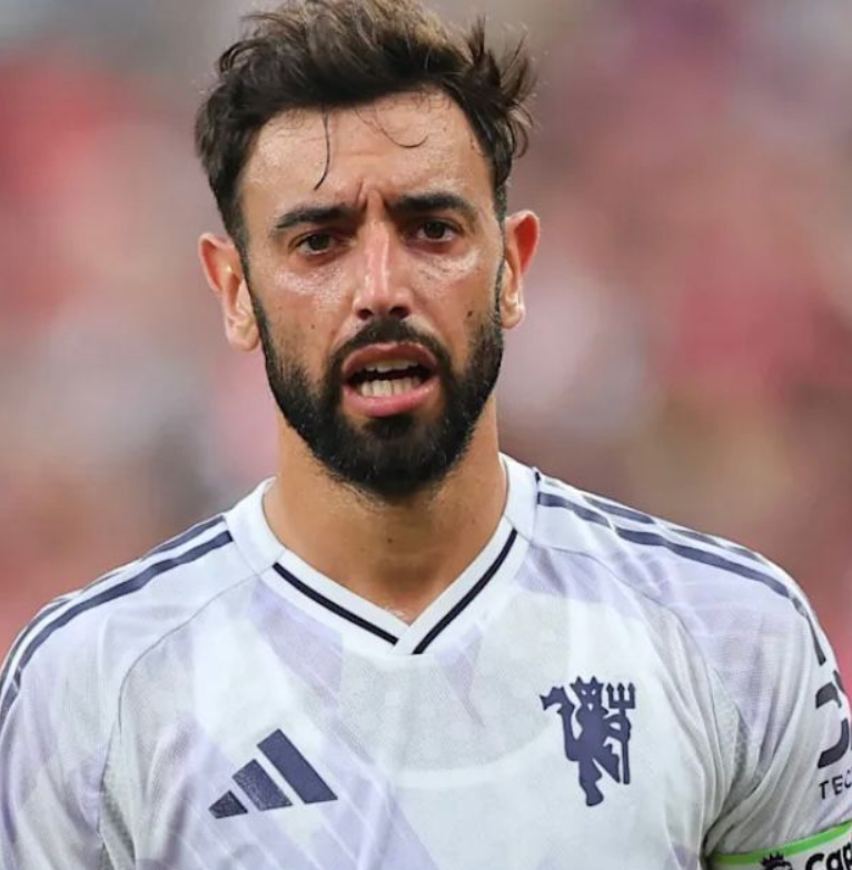 Bruno Fernandes pide más refuerzos para el Manchester United de cara a la próxima temporada