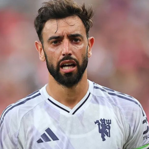 Bruno Fernandes pide más refuerzos para el Manchester United de cara a la próxima temporada