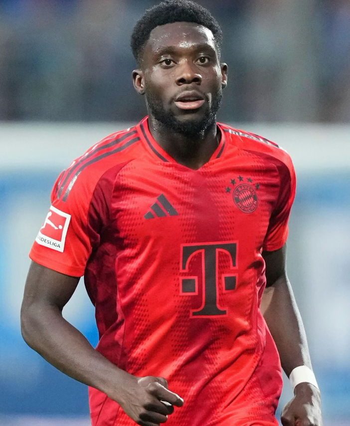 Malas noticias para Alphonso Davies y el Bayern Múnich, las peores posibles. El jugador se perderá lo que resta de temporada por lesión.