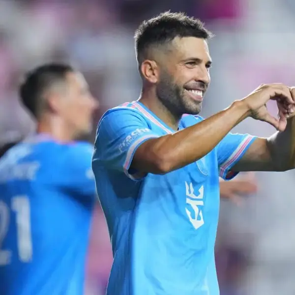 Jordi Alba se retira del fútbol profesional.