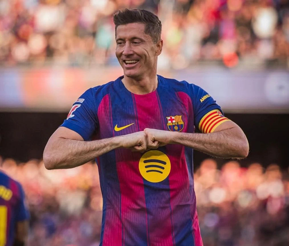 ¡¡ES UN ESCÁNDALO ABSOLUTAMENTE HISTÓRICO!! (1)