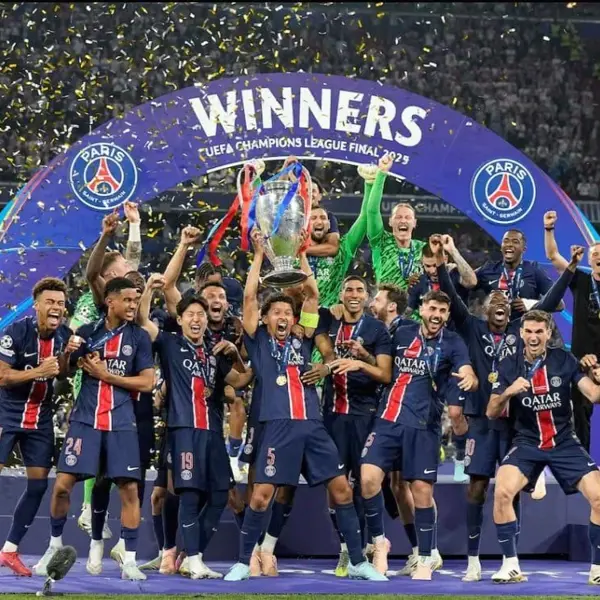 📣 ¡El París Saint-Germain es el nuevo campeón de la Copa Intercontinental! 🇫🇷🏆