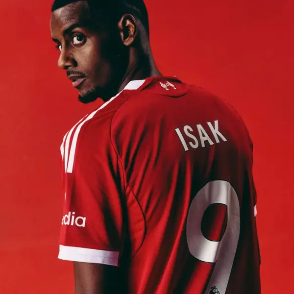 El Liverpool invierte una millonada en la nueva temporada de la premier league!